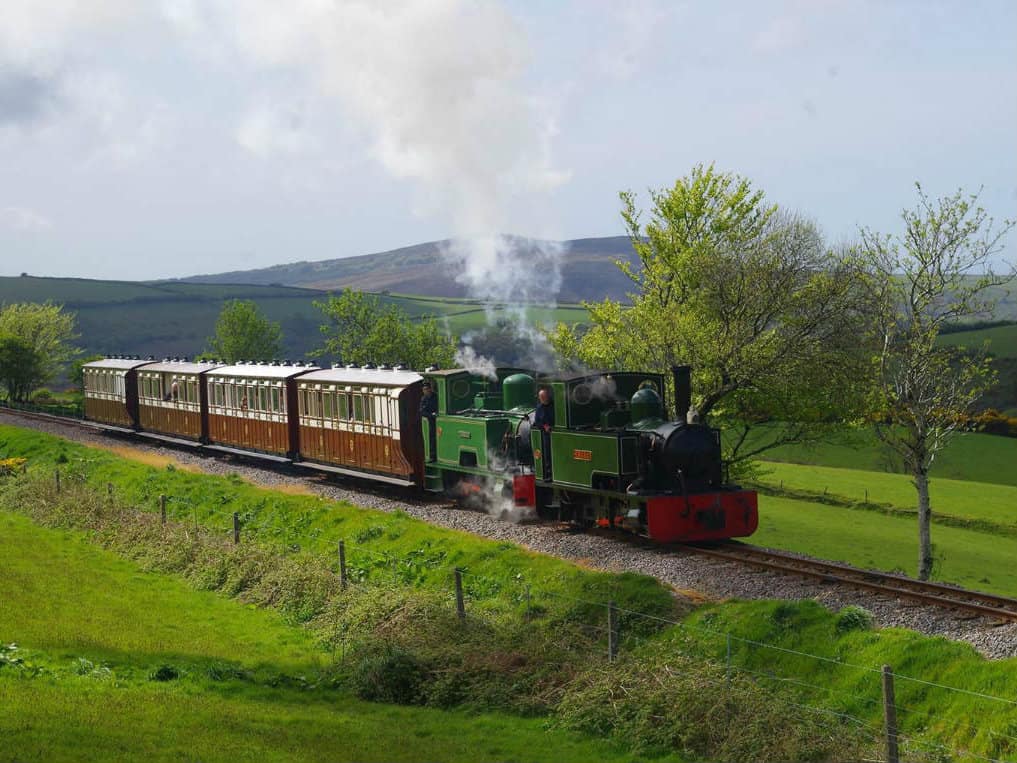 Steam train ride in Woolacombe with kids near No.9 Putsborough