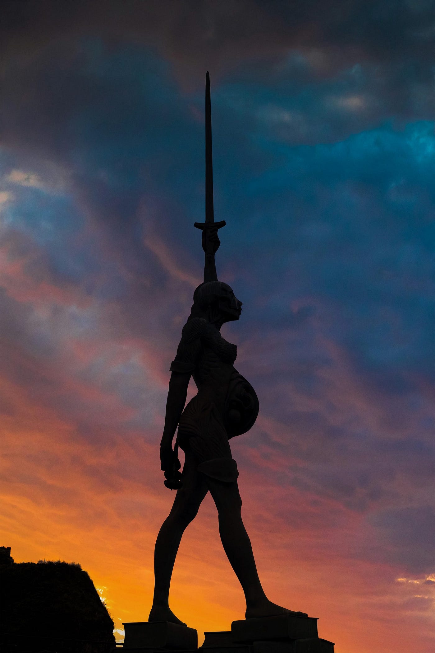 Damien Hirst's Verity | No.9 Putsborough is 10 minutes drive away